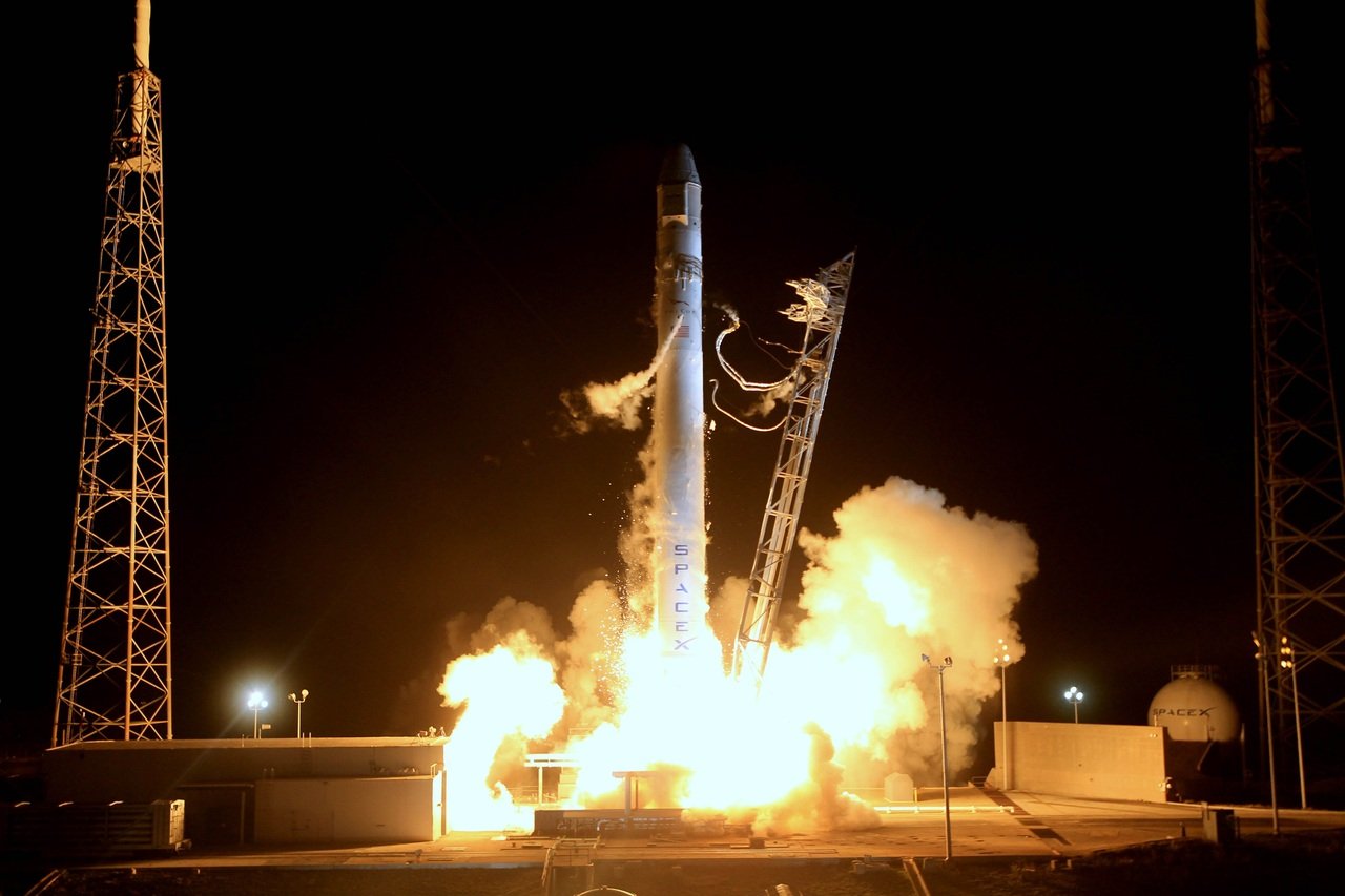 SpaceX Successfully Launches Crewed Mission to Mars